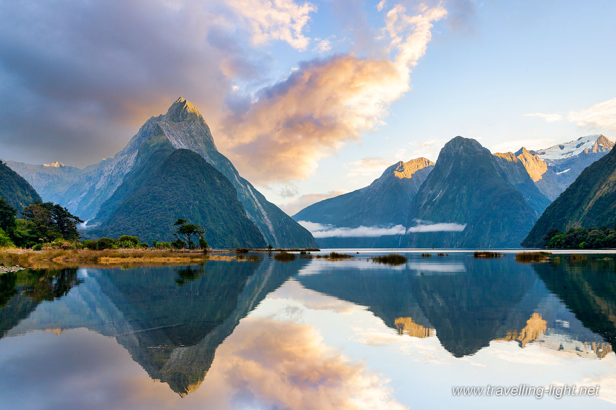 Milford Sound, Fiordland
Milford Sound, one of New Zealand's most famous landscapes, at sunrise.
Keywords: Fiordland;Format;Milford Sound;National Park;New Zealand;Places;South Island;UNESCO;West Coast;West Coast Region;beautiful;famous place;icon;icons;landmark;landmarks;landscape;natural;nature;sunrise;tourist attraction;tourist attractions